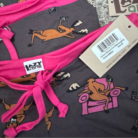 Lot of 3 NWT Lazy One Text Moose-aging graphic  Juniors boxers Size Medium - Picture 2 of 4